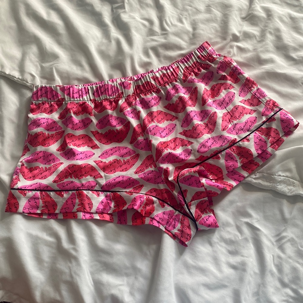 VS sleeping shorts